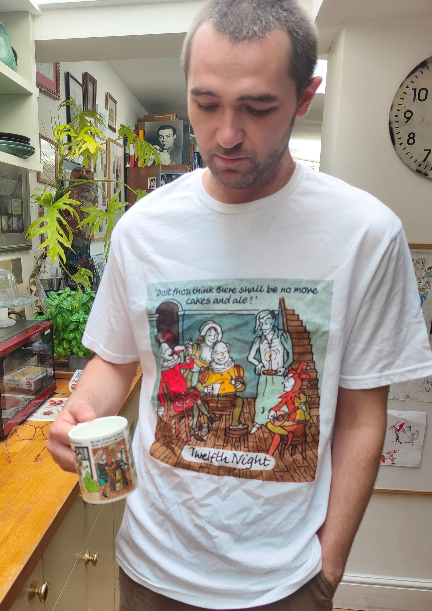 Twelfth Night - Cakes and ale - Tshirt